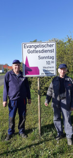 Das Aufstell-Team: P. Wacker und R. Zaske